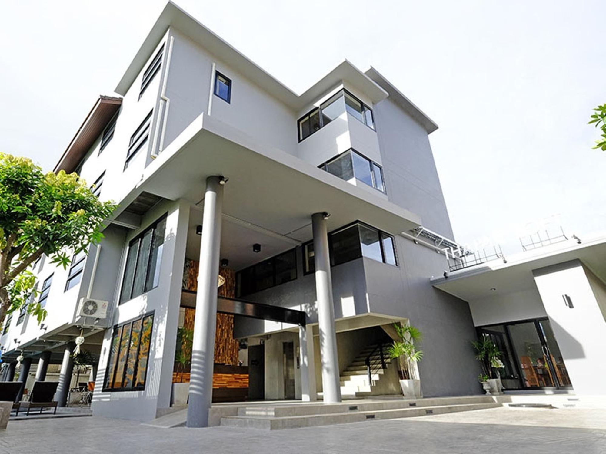 מלון צ'יאנג מאי Thapae Loft מראה חיצוני תמונה