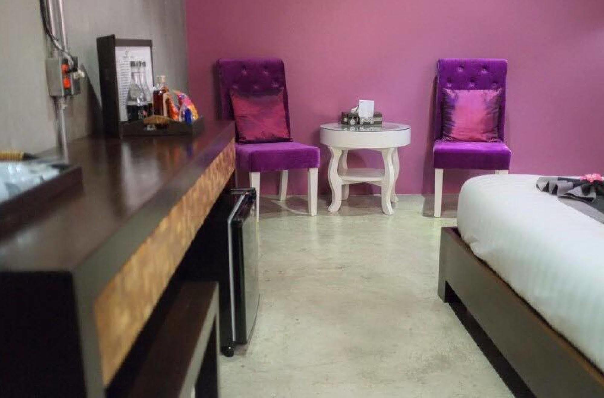 מלון צ'יאנג מאי Thapae Loft מראה חיצוני תמונה
